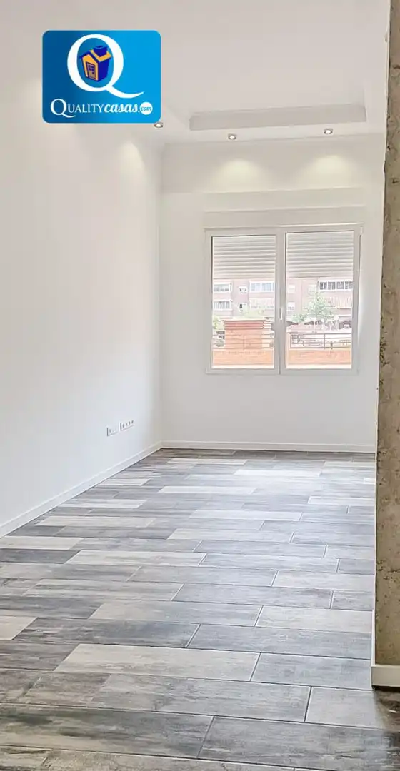 Bedroom of Commercial properties for rent in San Vicente del Raspeig / Sant Vicent del Raspeig  with Air Conditioner
