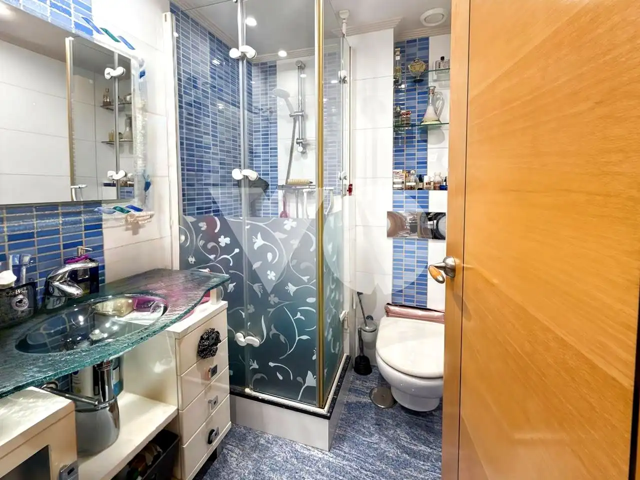 Bathroom of Flat for sale in Madrid  with Air Conditioner, Heating and Terrace