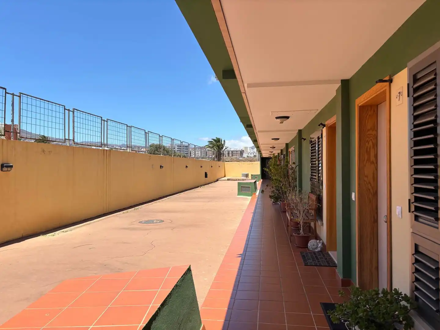 Vista exterior de Piso en venta en Telde con Trastero, Amueblado y Horno