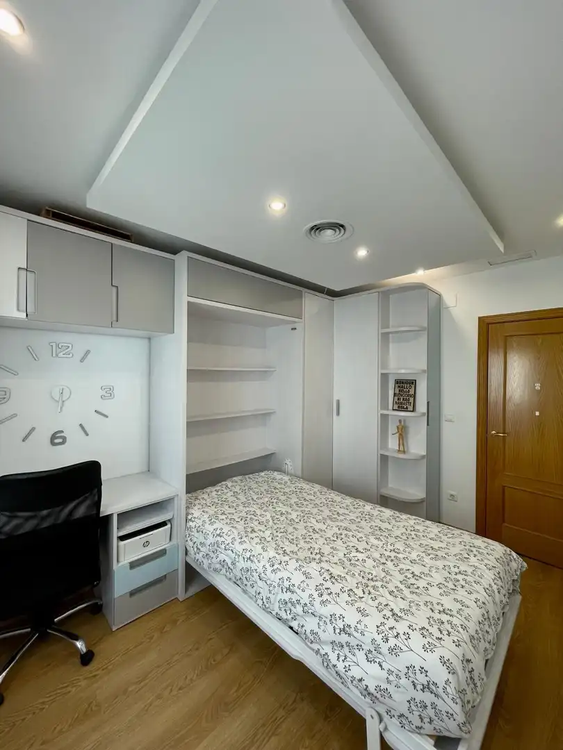 Habitación de Piso en venta en Monzón con Aire acondicionado, Calefacción y Amueblado