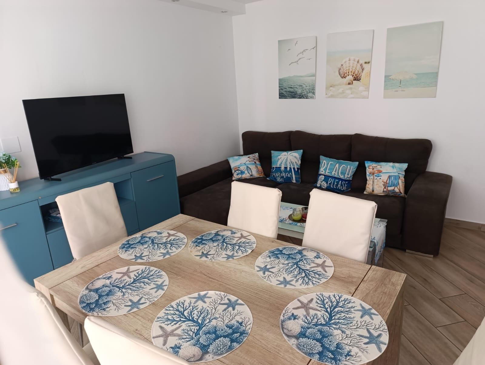Sala d'estar de Apartament de lloguer en Vinaròs amb Terrassa i Balcó