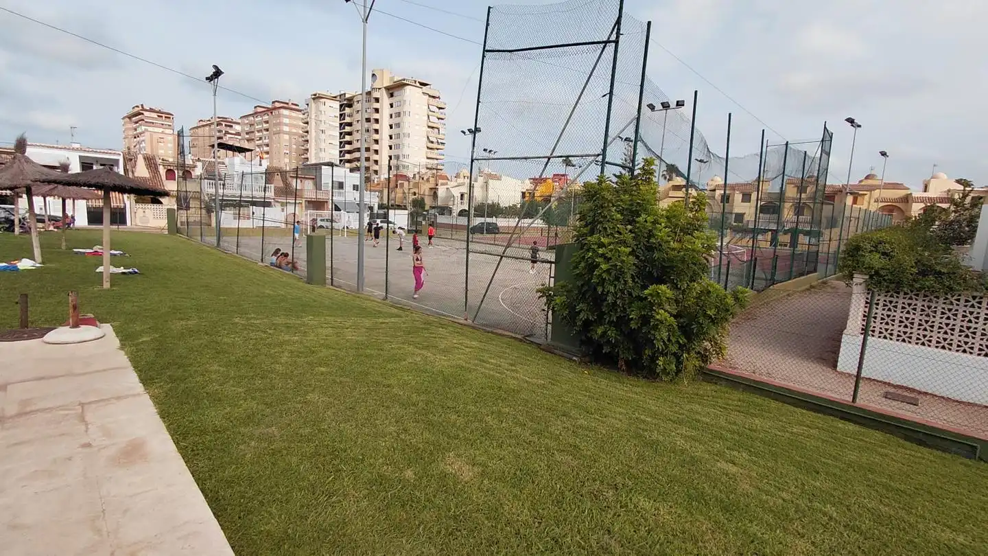 Parking de Casa o chalet en venta en Tavernes de la Valldigna con Calefacción, Terraza y Amueblado