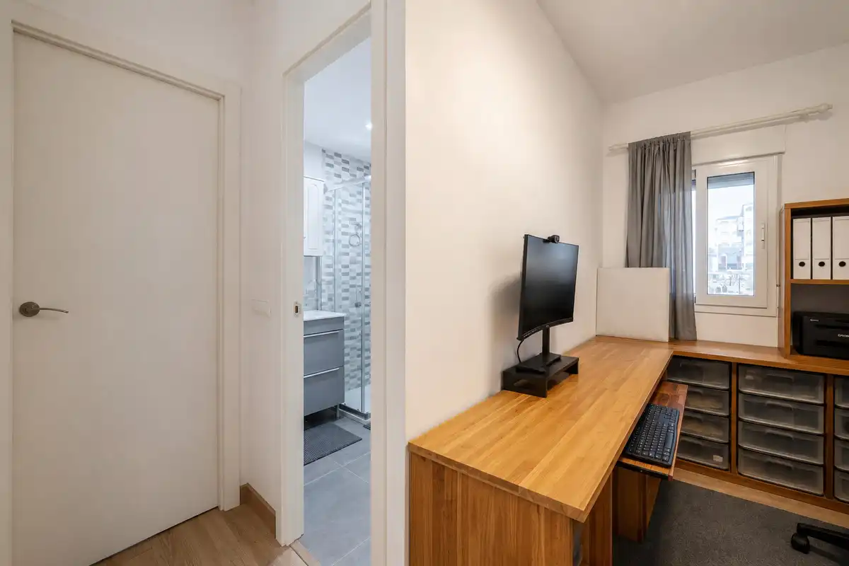 Habitación de Casa adosada en venta en Torrevieja con Aire acondicionado, Calefacción y Jardín privado
