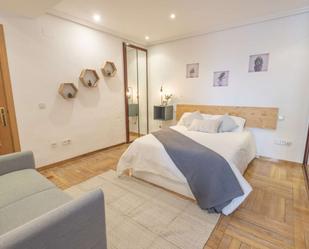 Bedroom of Flat to share in  Madrid Capital  with Air Conditioner and Terrace
