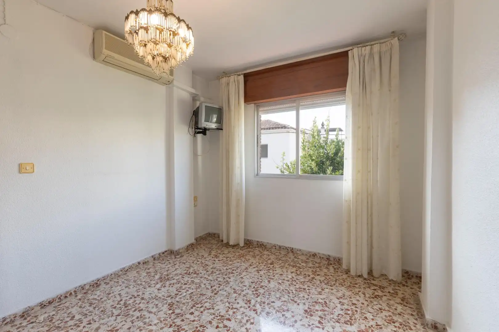 Habitación de Casa adosada en venta en Maracena con Aire acondicionado, Calefacción y Terraza