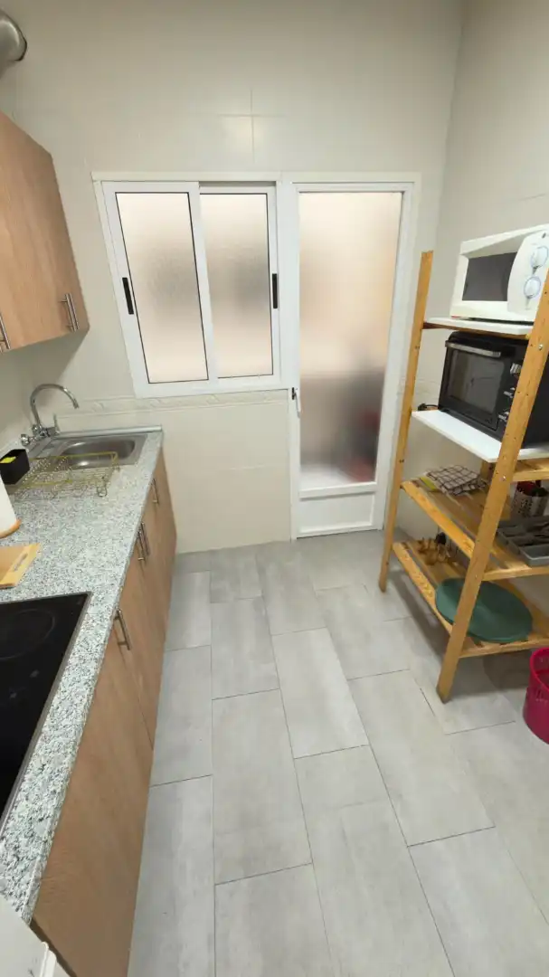 Cocina de Piso de alquiler en Granada con Aire acondicionado, Amueblado y Lavadora