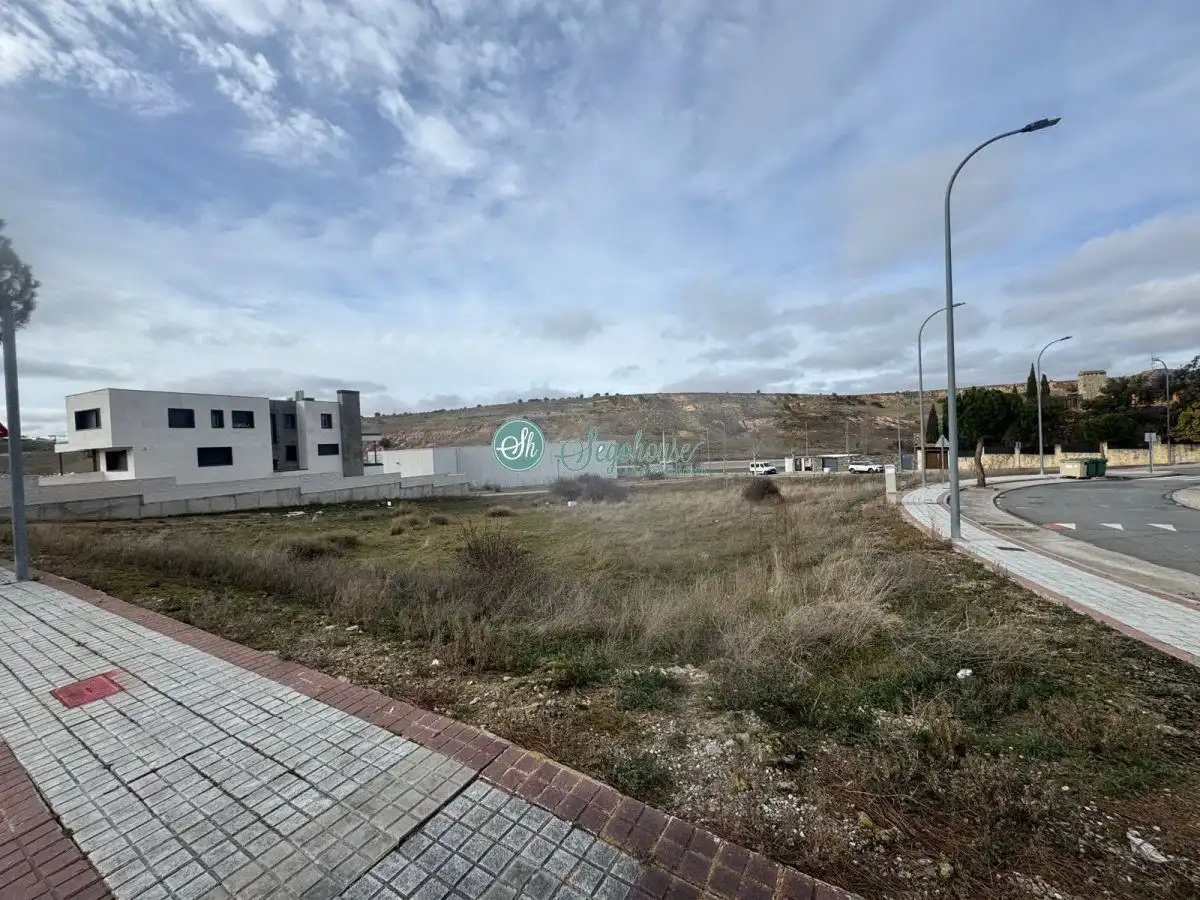 Terreny residencial en venda a La Lastrilla
