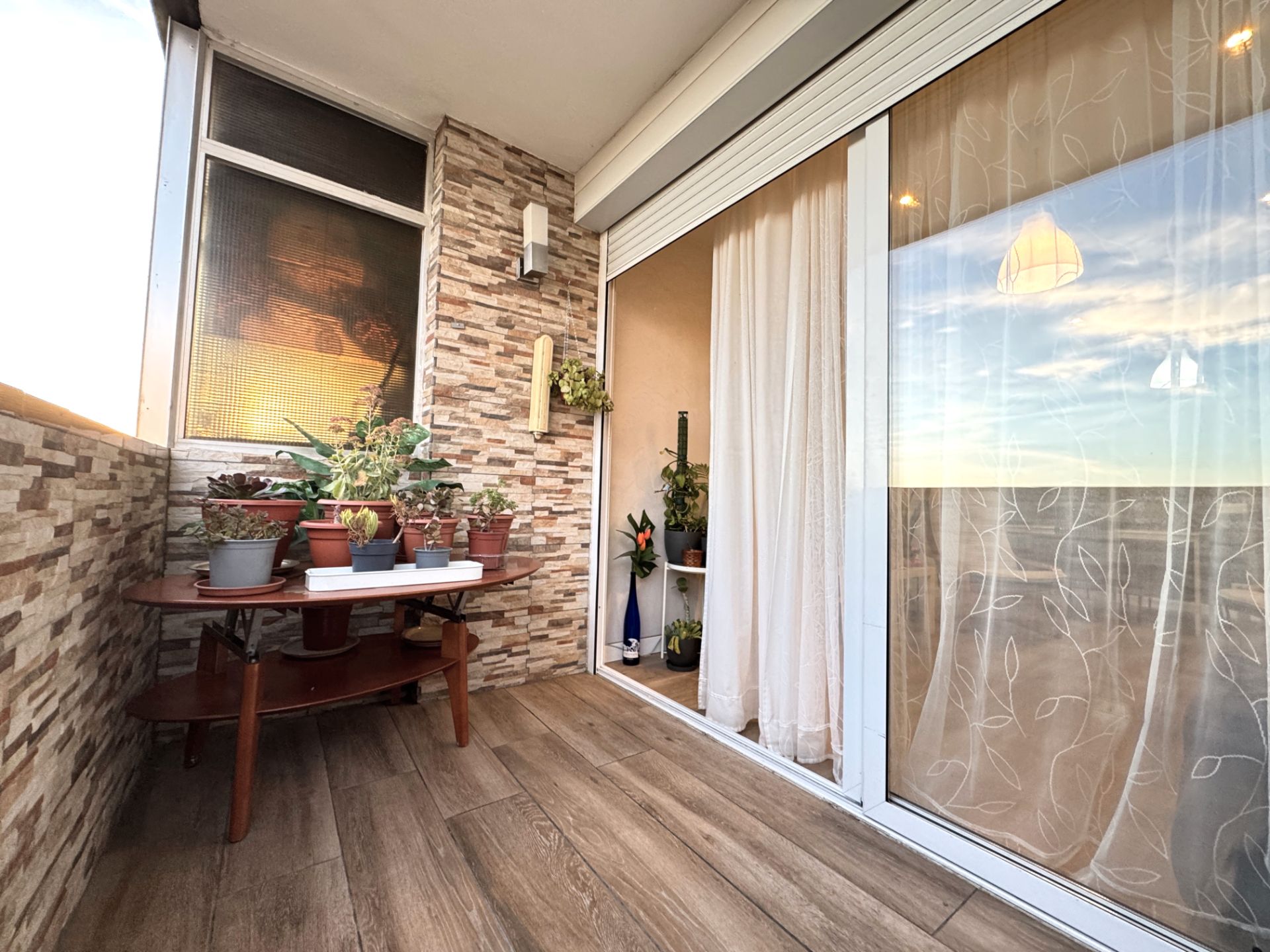 Terrassa de Pis en venda en L'Hospitalet de Llobregat amb Aire condicionat, Calefacció i Balcó