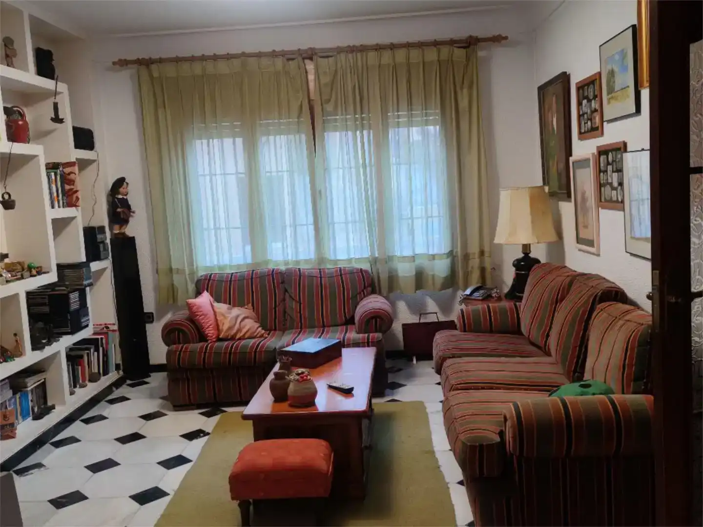 Sala d'estar de Casa o xalet en venda en Mazarrón amb Balcó