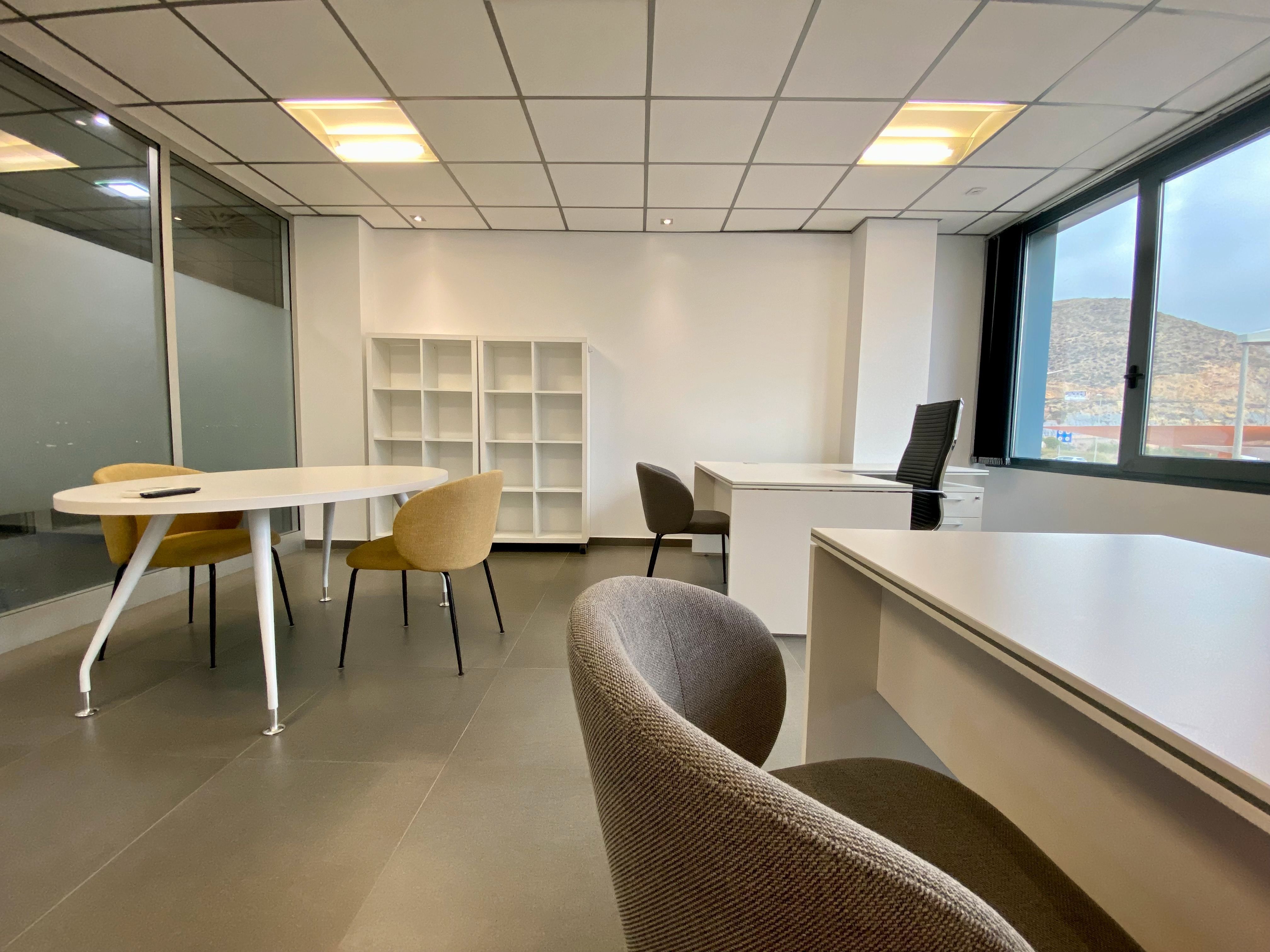Office to rent in Calle Chillida, 4, El Parador de las Hortichuelas