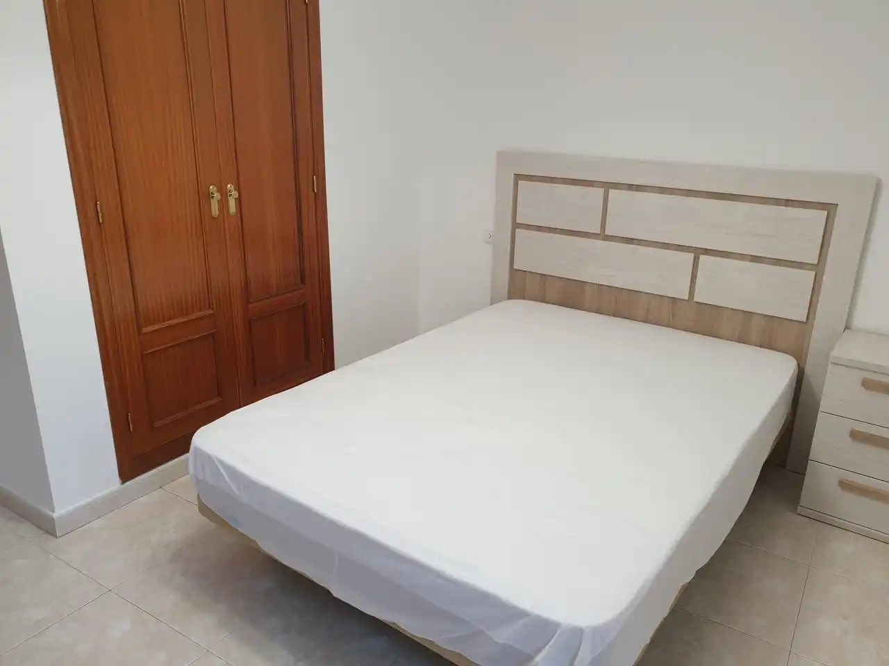 Schlafzimmer von Wohnung zur Miete in Ourense Capital  mit Heizung, Terrasse und Möbliert