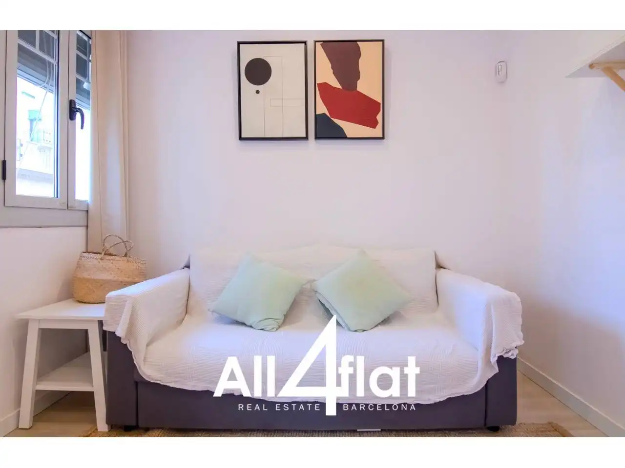 Sala d'estar de Pis de lloguer en Barcelona amb Aire condicionat, Parquet i Moblat