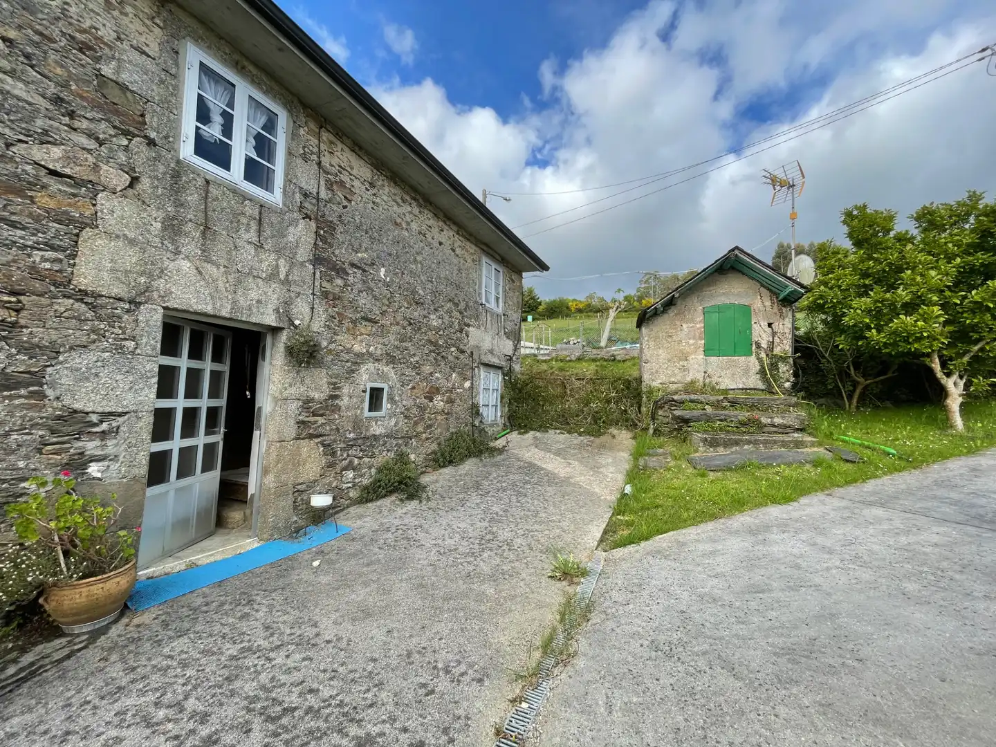 Exterior view of Houses for sale in As Somozas   with Private garden, Furnished and Oven