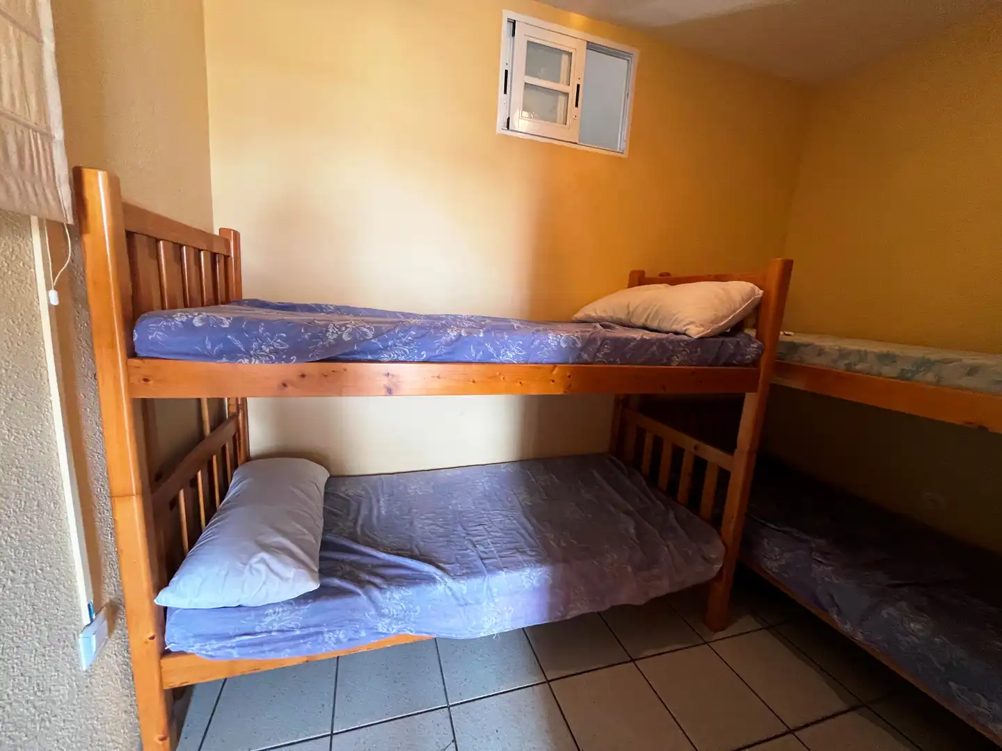 Habitación de Piso en venta en Almonte con Amueblado, Lavadora y Microondas
