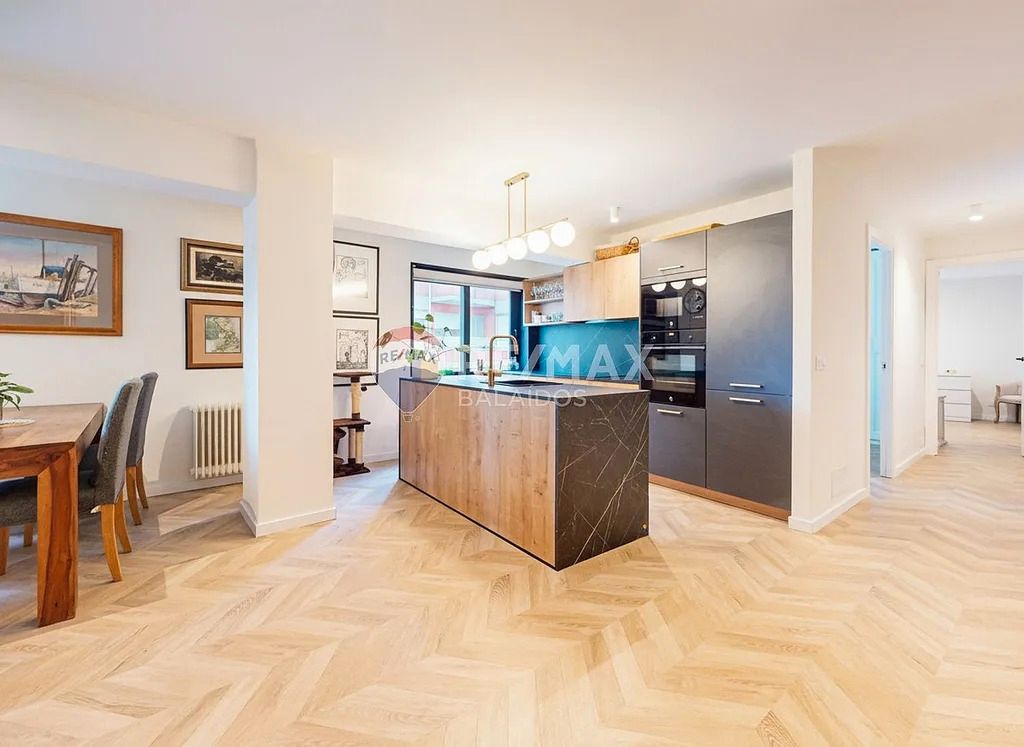 Cuina de Pis en venda en Vigo  amb Calefacció