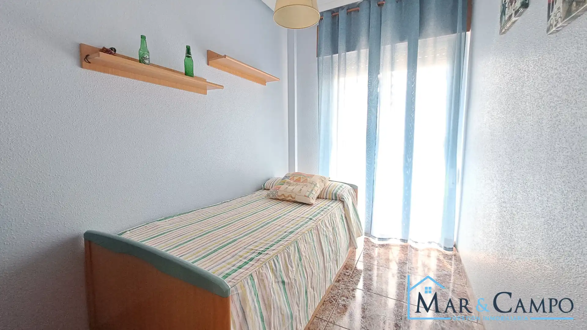 Habitación de Casa adosada en venta en Los Alcázares con Aire acondicionado, Jardín privado y Amueblado