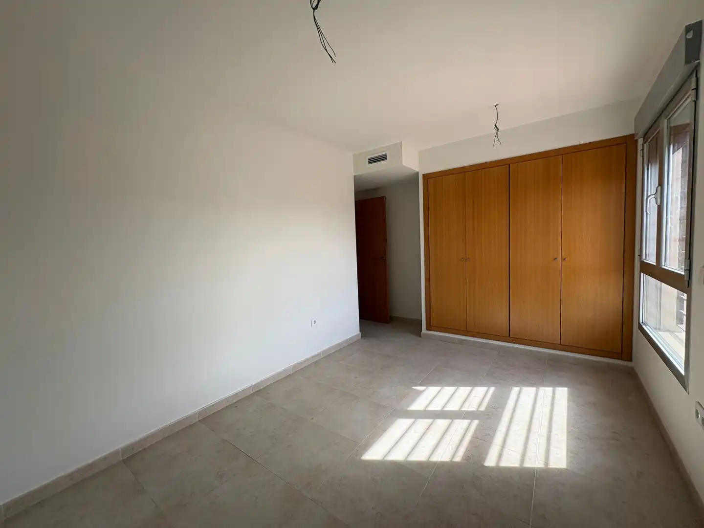 Bedroom of Flat for sale in La Pobla Llarga  with Air Conditioner, Heating and Terrace