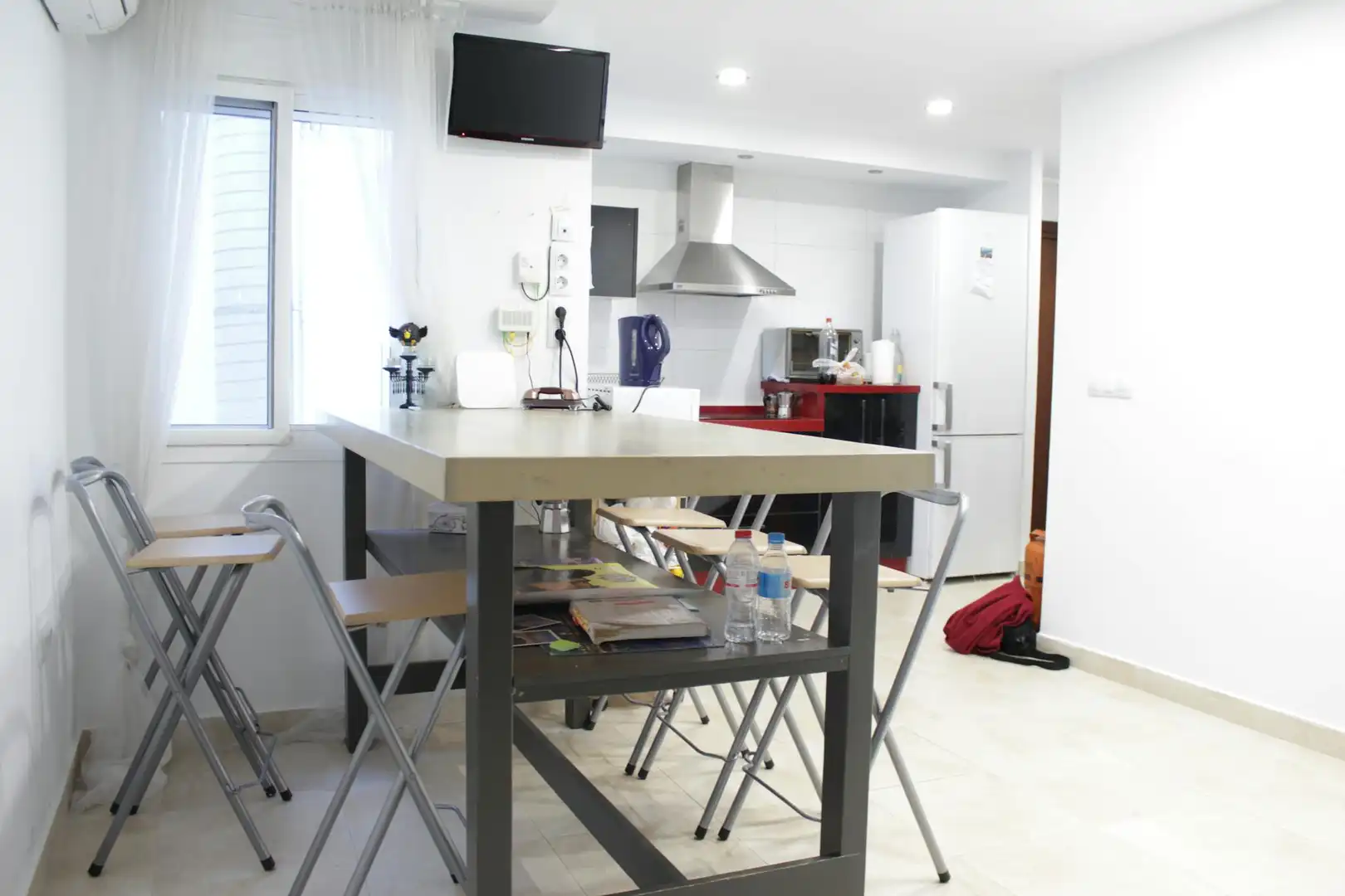Cocina de Piso para compartir en Sevilla con Aire acondicionado, Amueblado y Lavadora