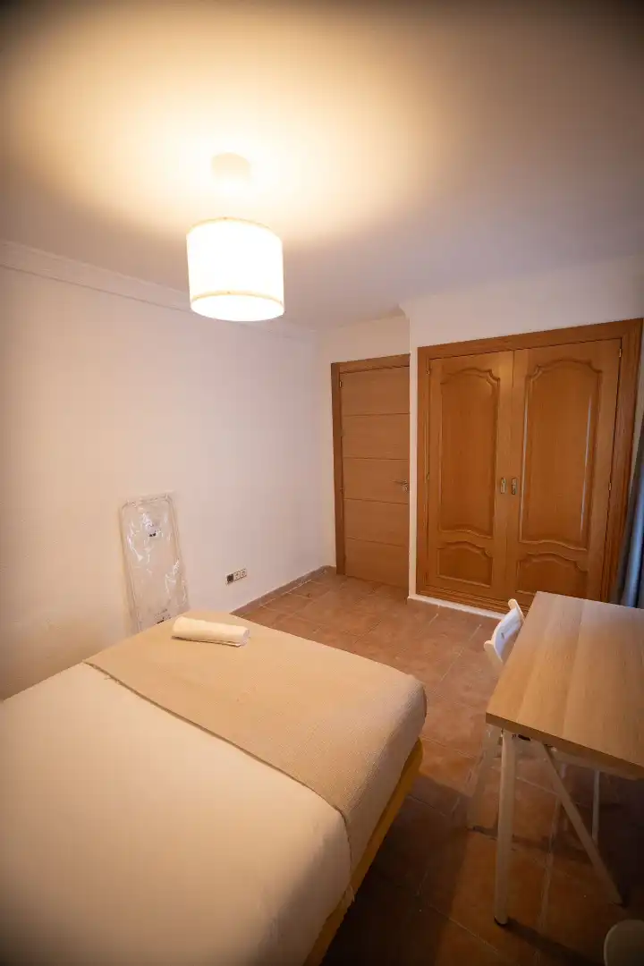 Habitació a Calle Jerez Perchet, 15, Cortijo Bazán - Los Casinis - Los Cipreses