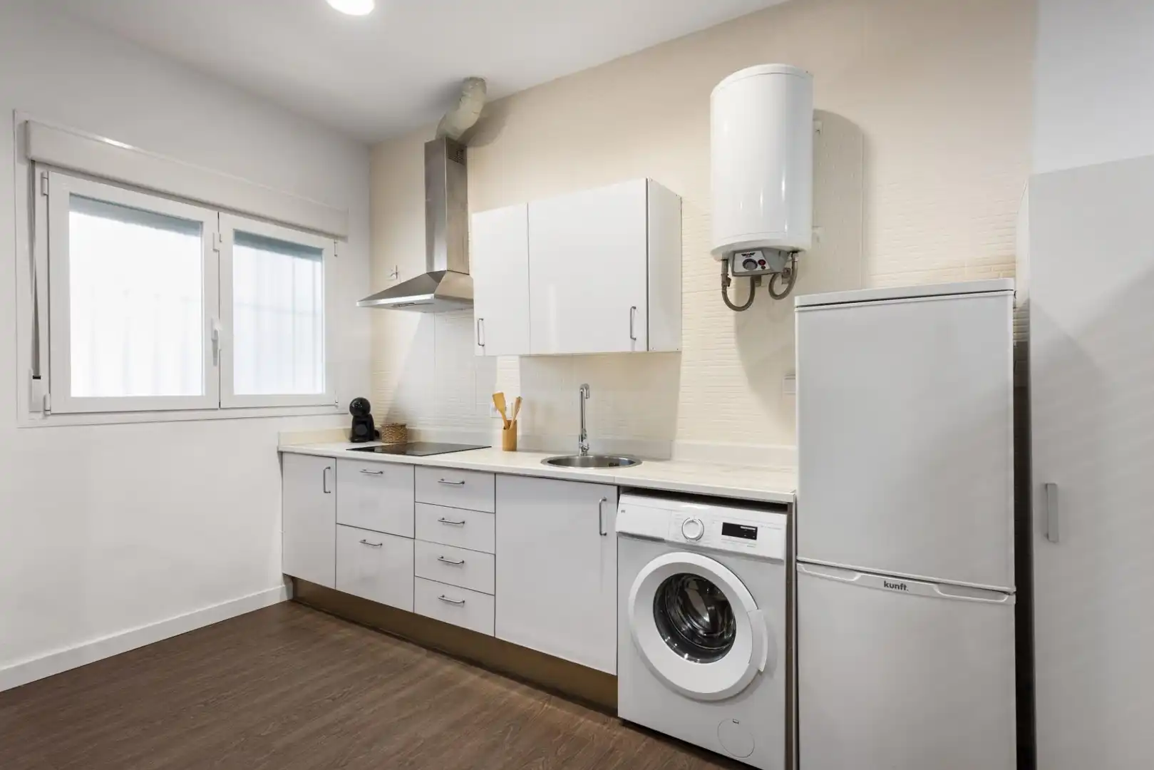 Kitchen of Ground floor for sale in Málaga  with Air Conditioner, Parquet flooring and Furnished