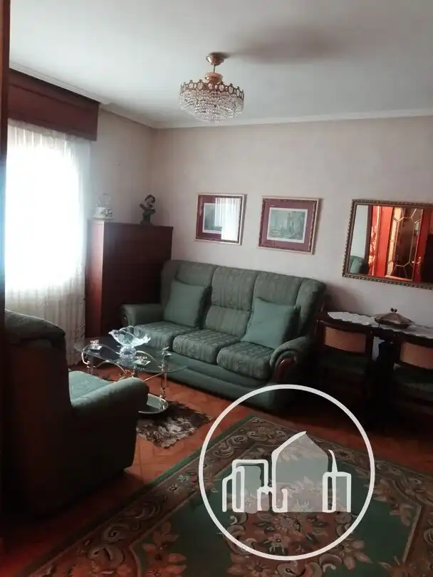 Sala de estar de Piso en venta en Valle de Losa con Calefacción y Trastero