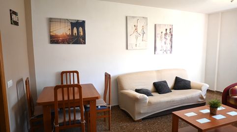 Foto 5 de Piso en venta en Carrer María de Molina, Avenida de Abril - 9 de Octubre, Sagunto / Sagunt
