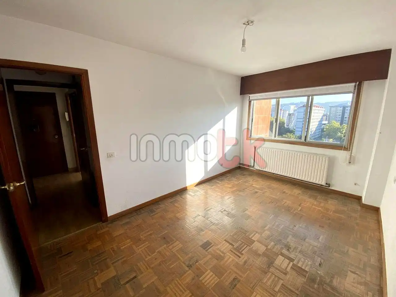 Schlafzimmer von Wohnung zum Verkauf in A Coruña Capital  mit Heizung und Abstellraum