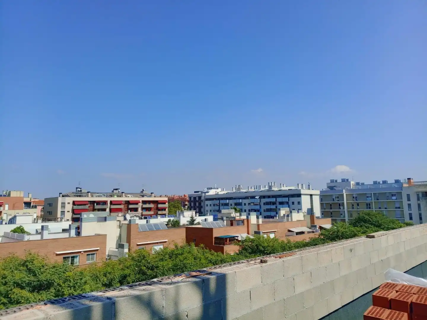 Vista exterior de Pis en venda en Vilafranca del Penedès amb Calefacció i Balcó