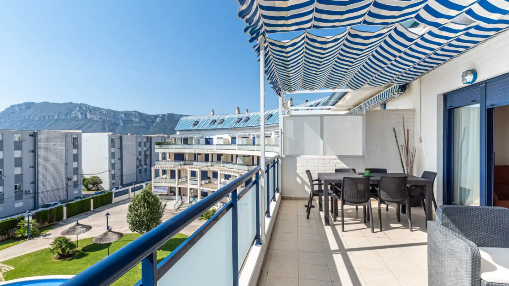 Penthouse with pool for sale in Las Marinas / Les Marines, imagen 3