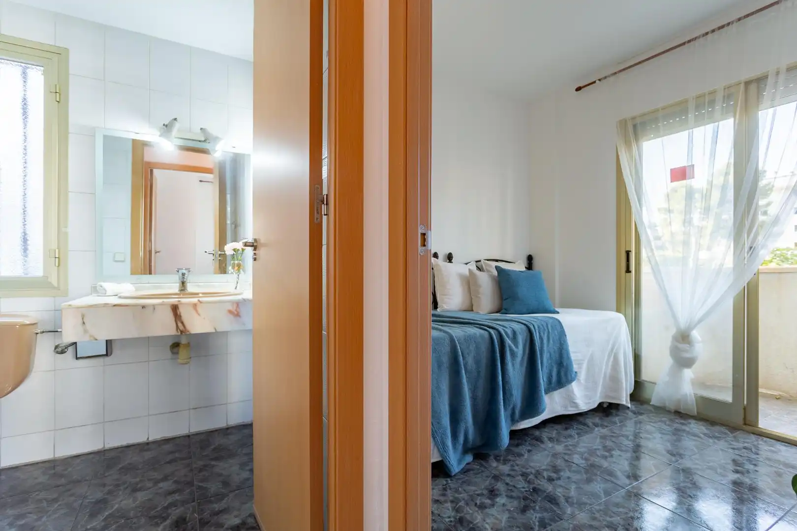 Apartament amb piscina en venda a Mar i Camp - Platja dels Capellans, imagen 15