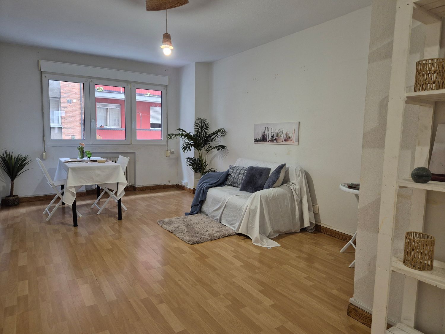 Sala d'estar de Pis en venda en Gijón  amb Calefacció, Terrassa i Piscina