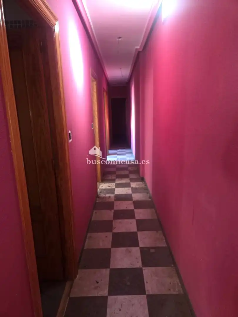Piso en venta en Torredonjimeno con Terraza y Balcón