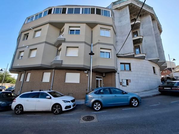 Exterior view of Flat for sale in Moaña  with Heating, Parquet flooring and Storage room