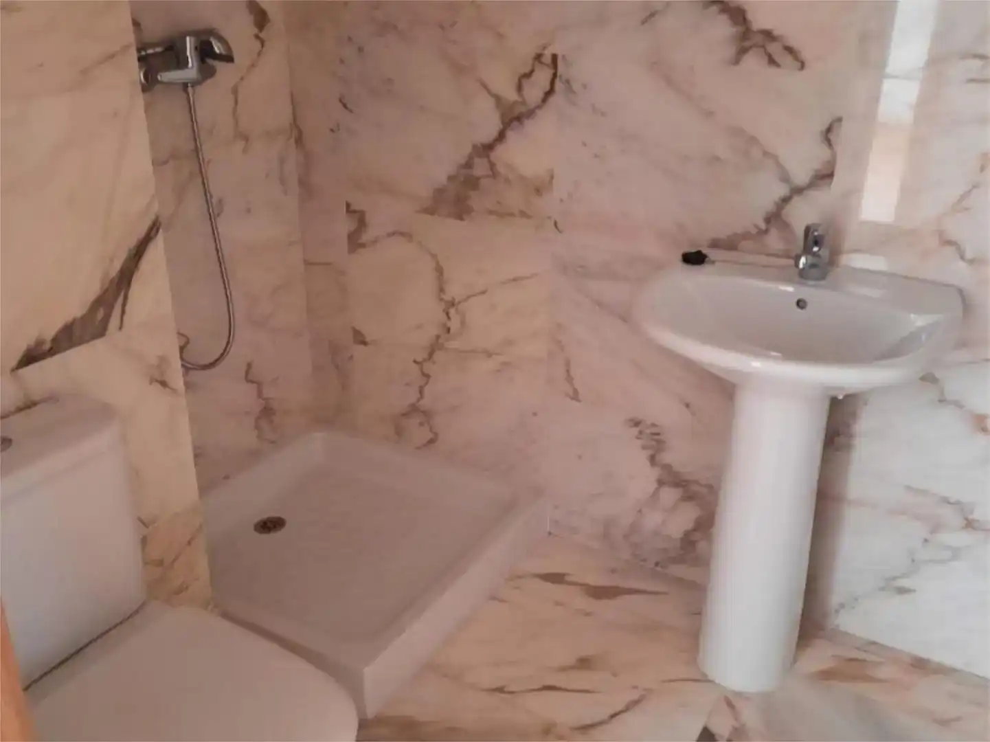 Bany de Pis en venda en Ponferrada amb Parquet i Traster