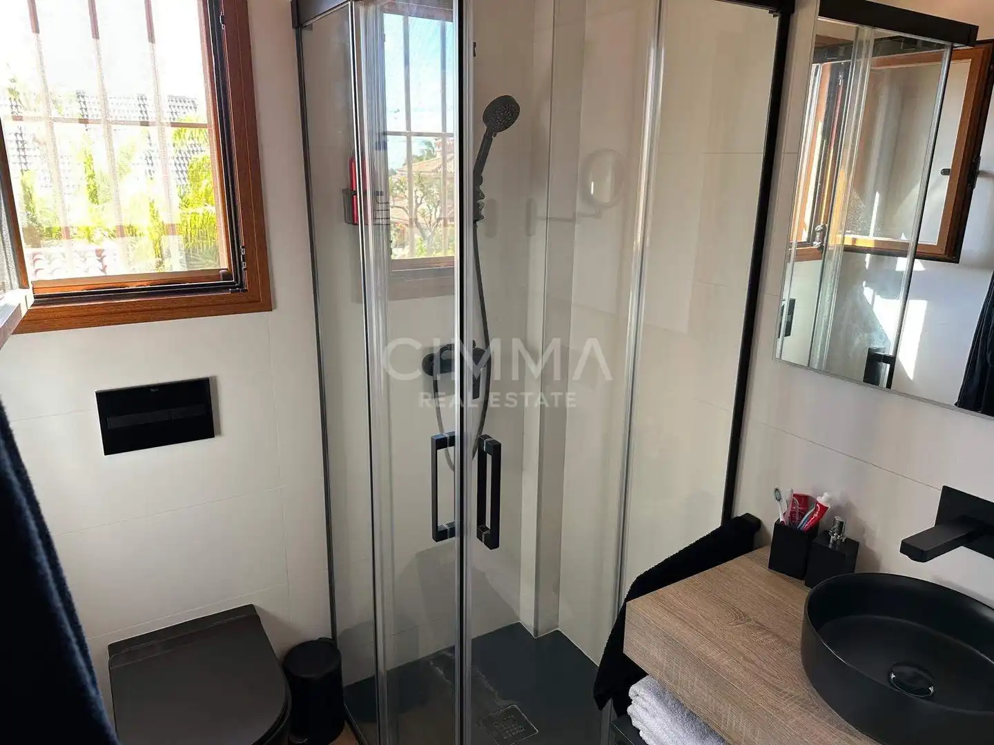 Baño de Casa o chalet en venta en La Nucia con Aire acondicionado, Calefacción y Jardín privado