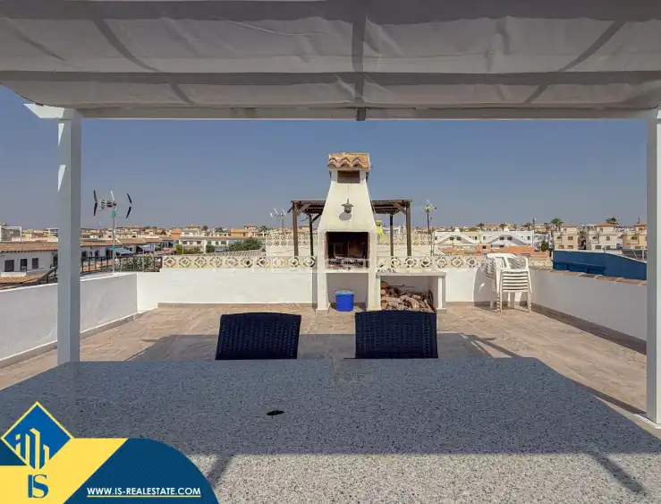 Bungalow amb piscina en venda a Playa de los Locos