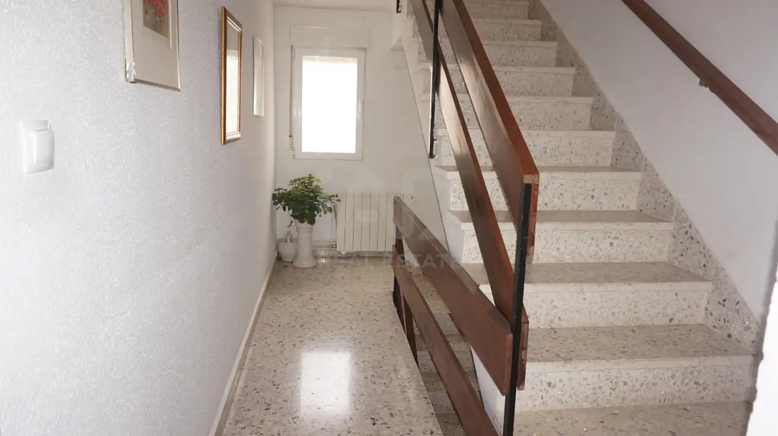 Casa adosada en venta en Alamedilla con Calefacción y Terraza