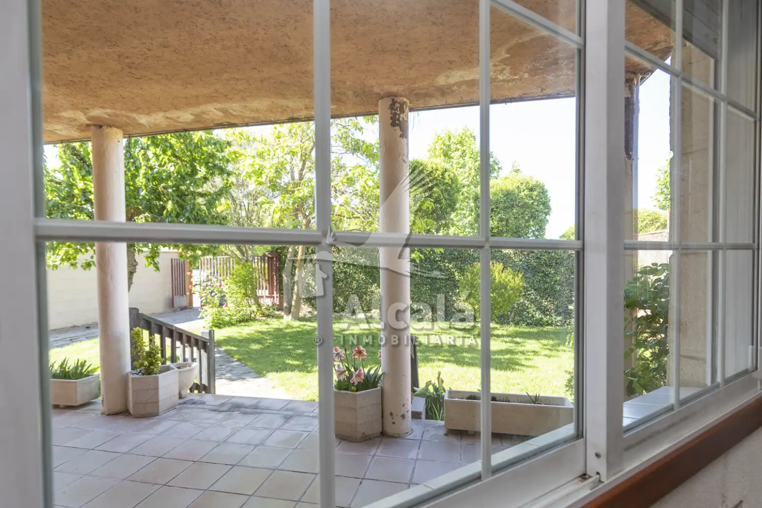 Jardín de Casa adosada en venta en Villalbilla con Aire acondicionado, Calefacción y Parquet