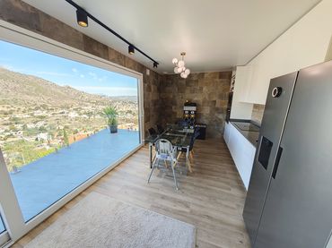 Detached house with balcony for sale in Partida Maryvilla