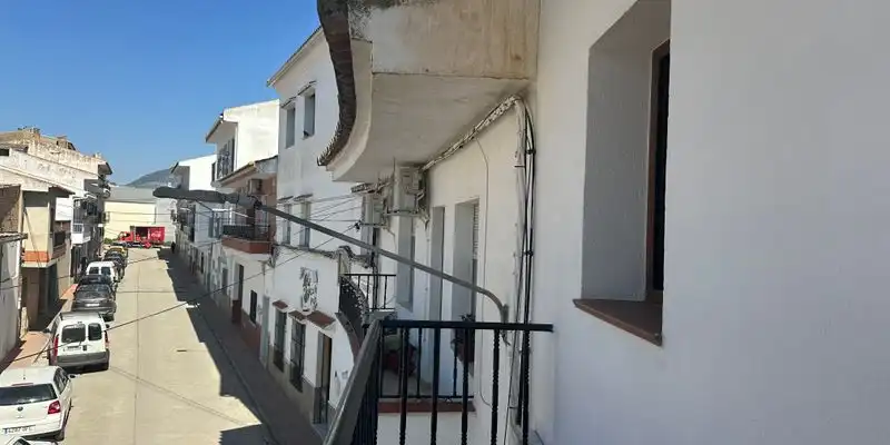 Vista exterior de Casa adosada en venda en Villanueva del Trabuco amb Aire condicionat, Terrassa i Traster