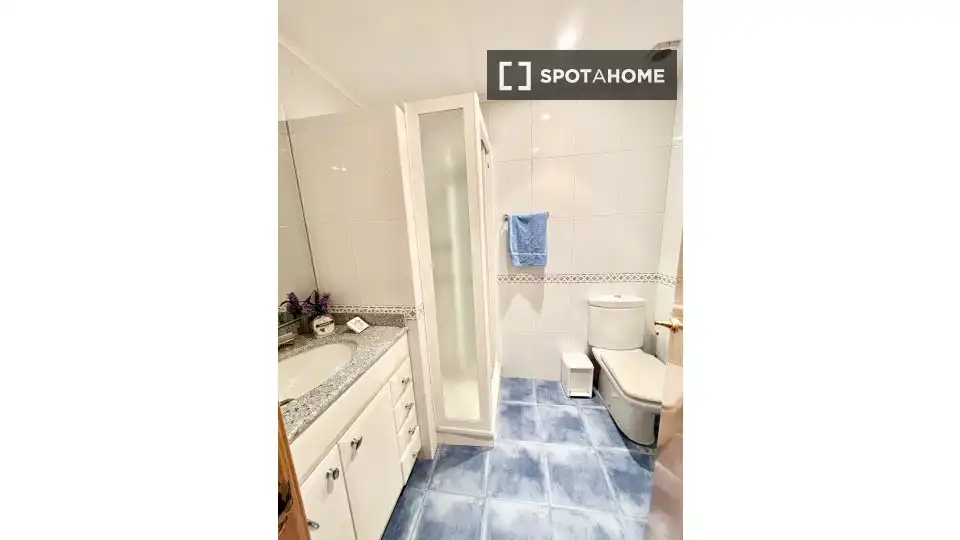 Room in Albia
