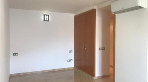 Foto 2 de Loft de lloguer a Calle Cervantes, Veïnat, Girona