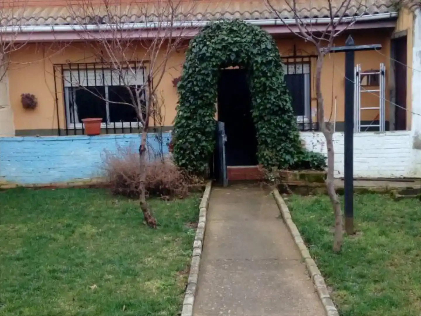 Jardí de Casa adosada en venda en El Burgo Ranero 