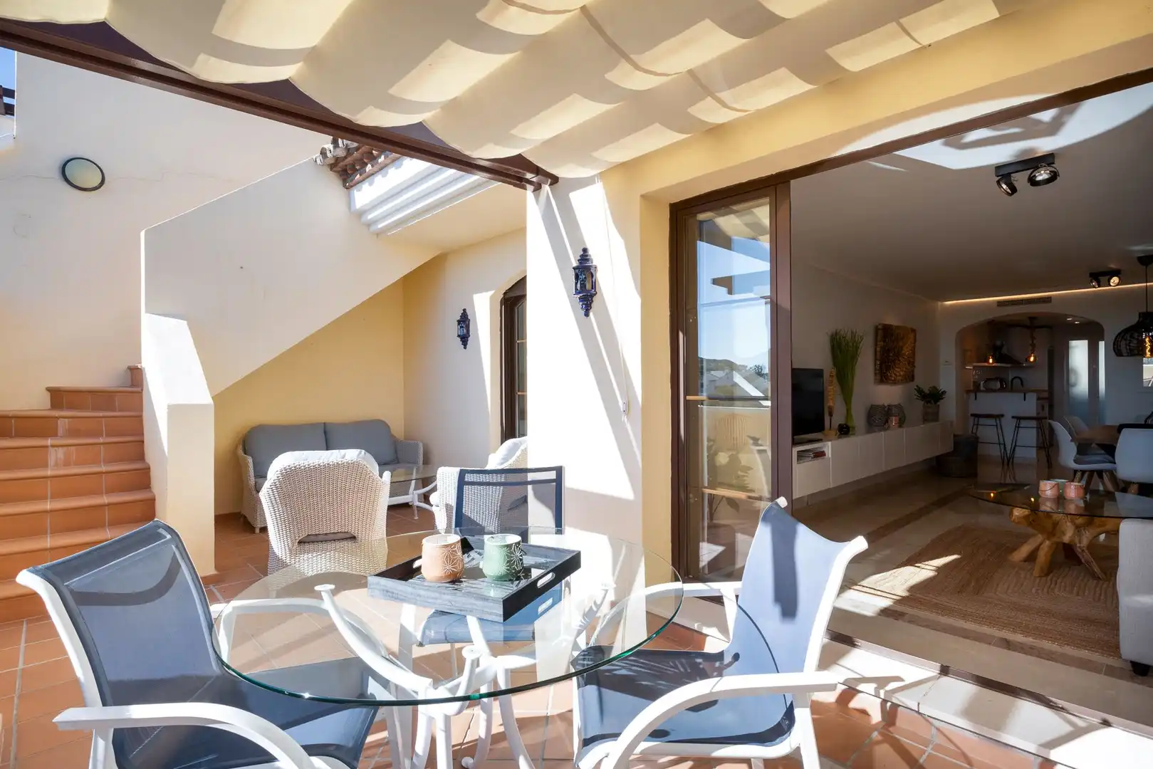 Terrasse von Maisonette zur Miete in Benahavís mit Klimaanlage, Heizung und Privatgarten