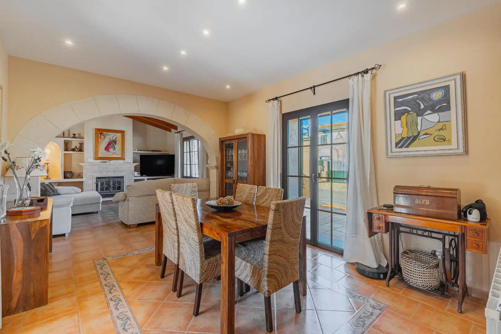 Comedor de Casa o chalet en venta en Calvià con Aire acondicionado, Calefacción y Jardín privado