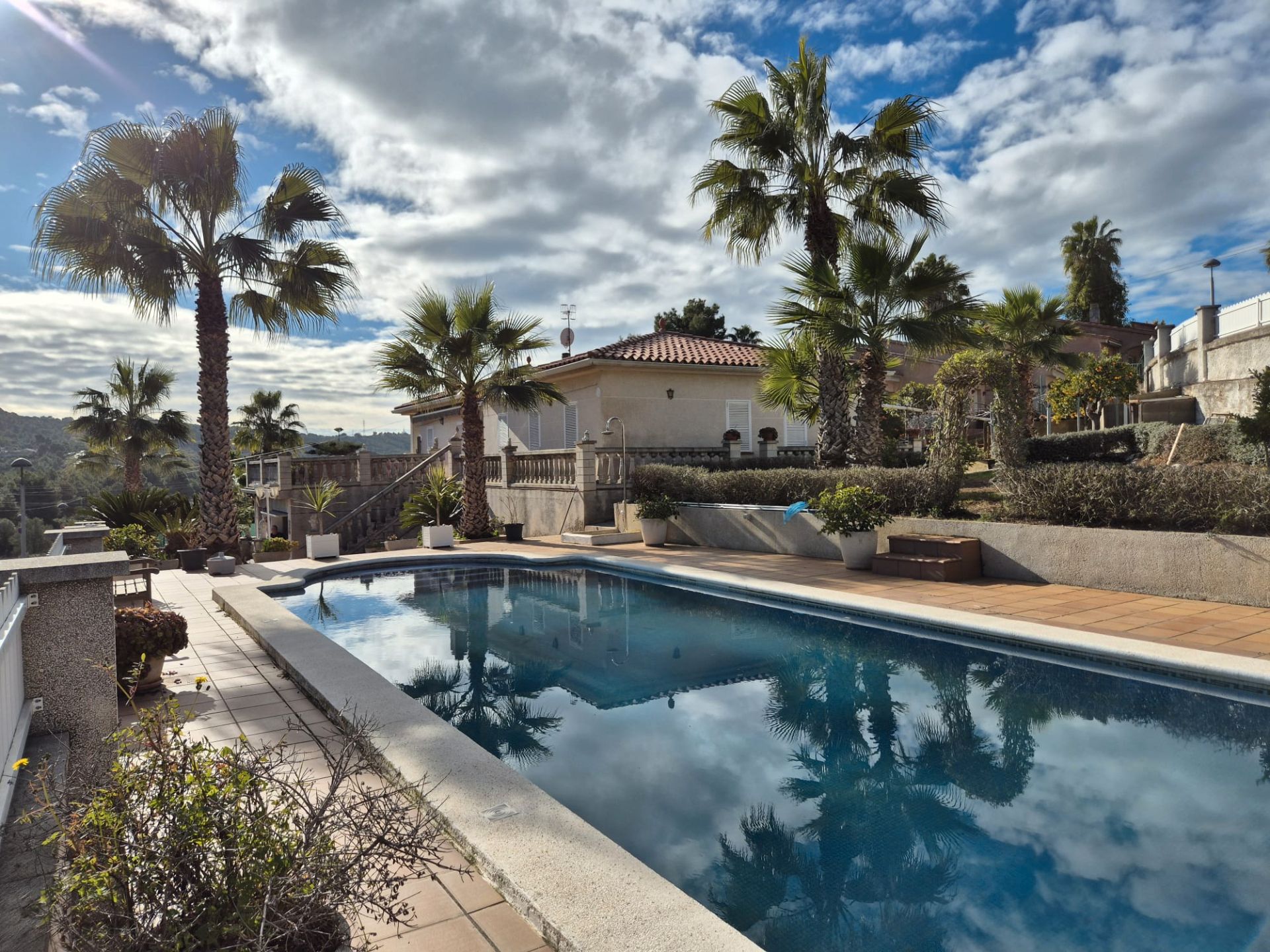 Piscina de Casa o xalet en venda en Calafell amb Aire condicionat, Calefacció i Jardí privat