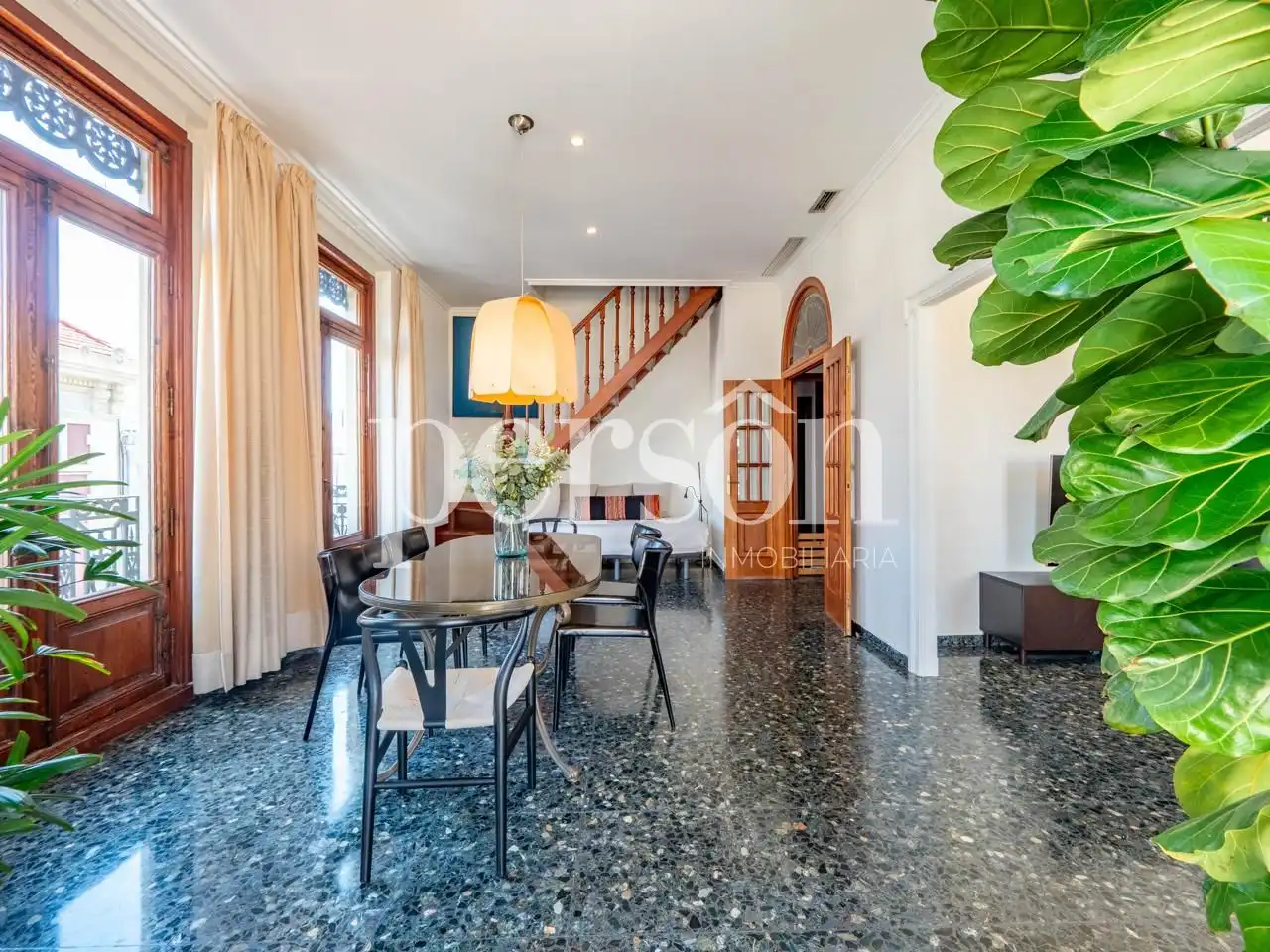 Appartamento con terrazza in vendita a Ciutat Vella, imagen 3