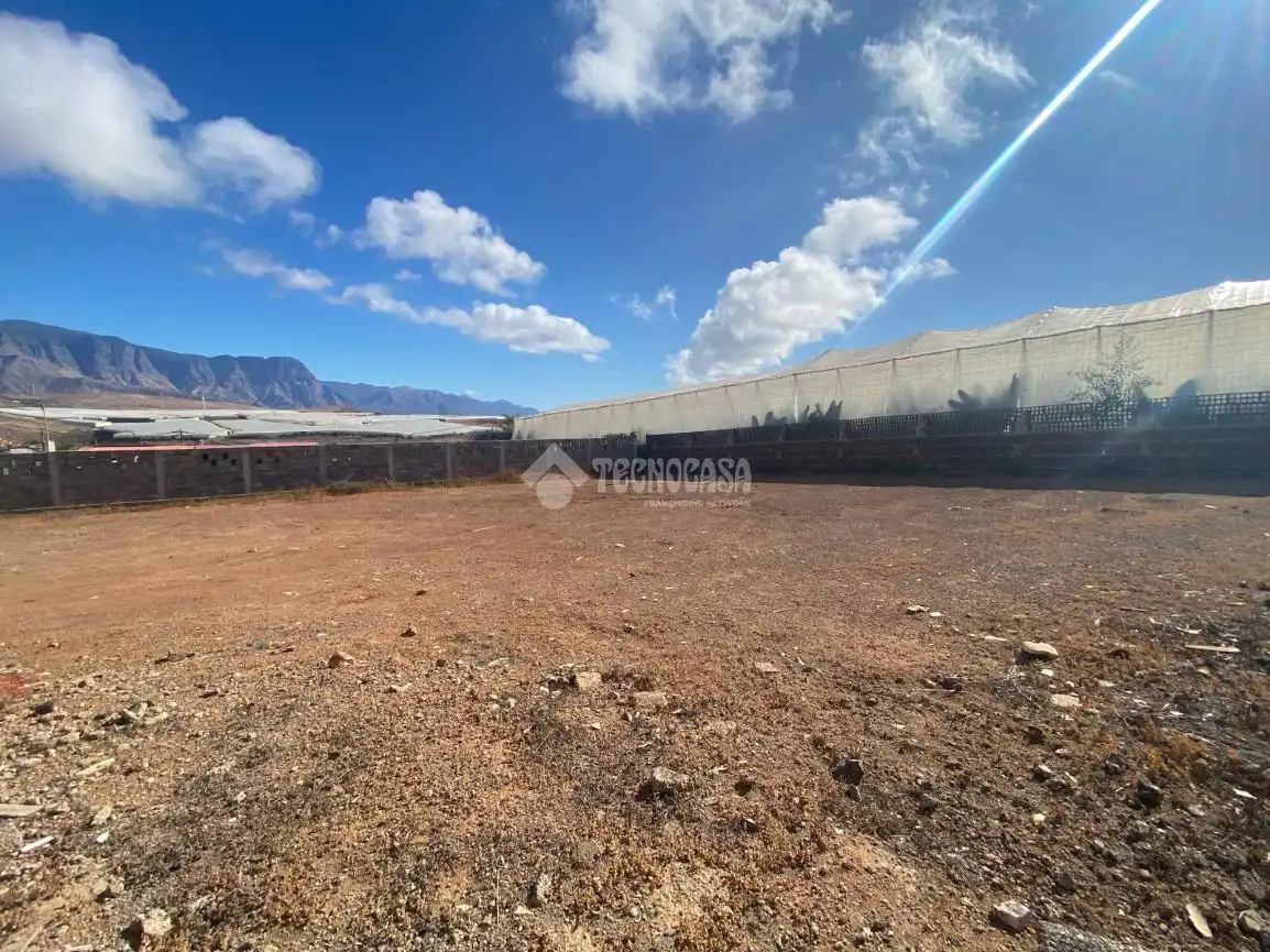 Land for sale in Gáldar