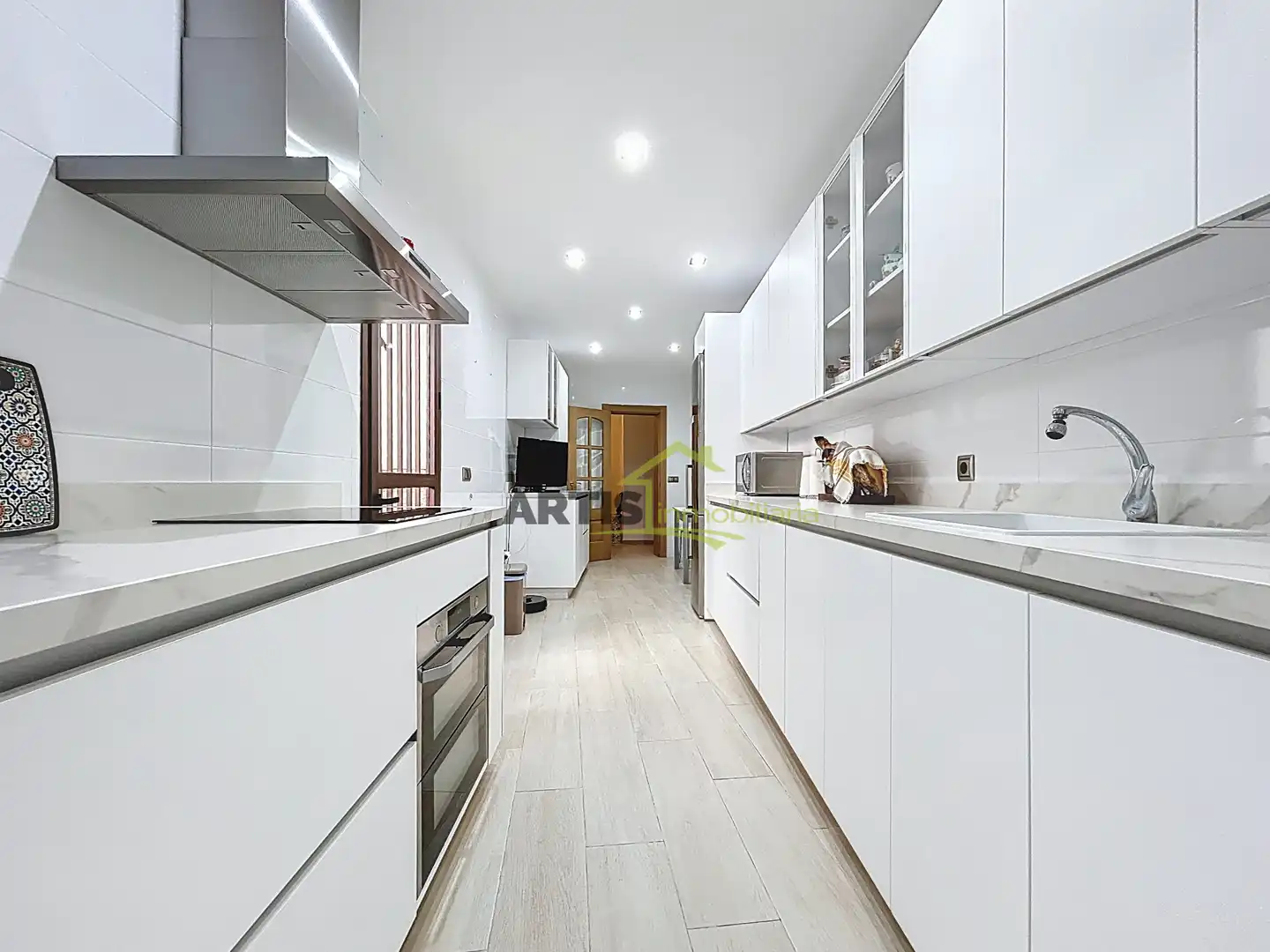 Cuina de Casa o xalet en venda en Puente Genil amb Aire condicionat, Terrassa i Traster
