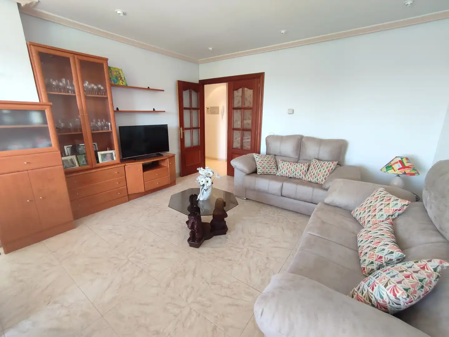 Sala de estar de Piso en venta en Carpio con Calefacción, Terraza y Amueblado